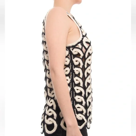 Chloe circular crochet tank top L - Picture 2 of 6
